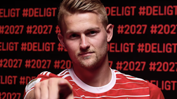 Bayern, la prima foto ufficiale di De Ligt dopo la firma fino al 2027
