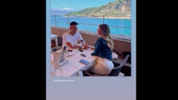 VIDEO / Lautaro si rilassa a Porto Venere con Agustina. Giornata al mare