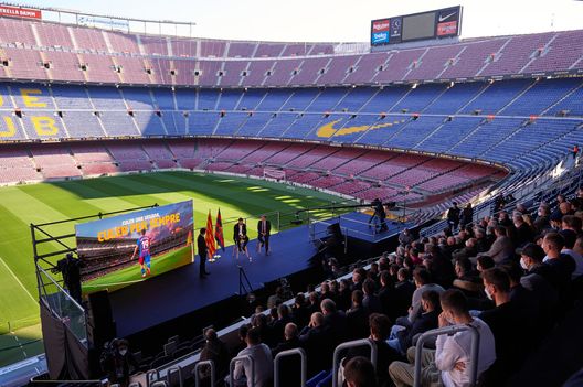 (Photo by Alex Caparros/Getty Images) Il derby dice no: l’Espanyol nega il suo stadio al Barça durante il remake del Camp Nou- immagine 2