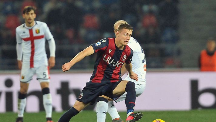 BOLOGNA, ITALY - FEBRUARY 15: Mattias Svanberg of Bologna FC in action during the Serie A match between Bologna FC and  Genoa CFC at Stadio Renato Dall'Ara on February 15, 2020 in Bologna, Italy. (Photo by Mario Carlini/Getty Images) 