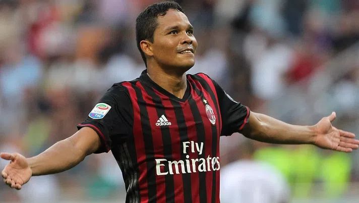 Carlos Bacca, centravanti colombiano del Milan (credits: GETTY Images)