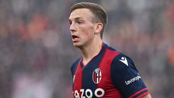 BOLOGNA, ITALY - FEBRUARY 12: Lewis Ferguson of Bologna FC looks on during the Serie A match between Bologna FC and AC Monza at Stadio Renato Dall'Ara on February 12, 2023 in Bologna, Italy. (Photo by Alessandro Sabattini/Getty Images) Ferguson: “Posso battere i rigori e punto ai dieci gol. Sul mio futuro…” - immagine 1
