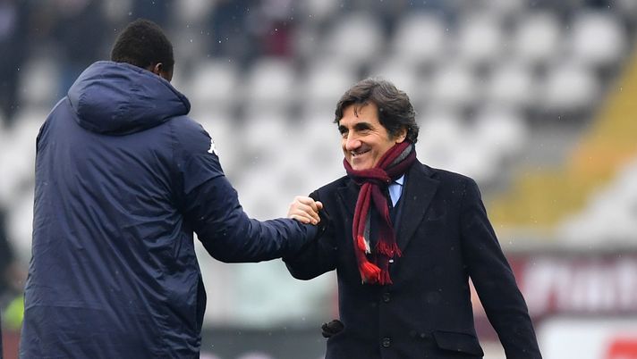 TURIN, ITALY - JANUARY 06:  Torino FC president Urbano Cairo celebrates victory with M Baye Niang at the end of the serie A match between Torino FC and Bologna FC at Stadio Olimpico di Torino on January 6, 2018 in Turin, Italy.  (Photo by Valerio Pennicino/Getty Images) 