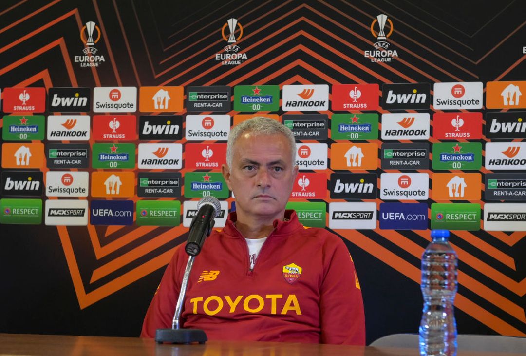 Ludogorets-Roma, Mourinho in conferenza stampa – FOTO GALLERY - immagine 5
