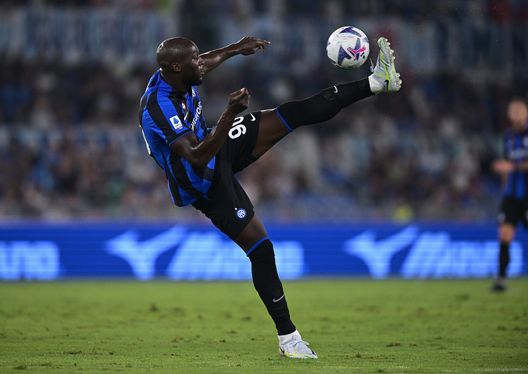 (Photo by Mattia Ozbot - Inter/Inter via Getty Images) infortunio lukaku