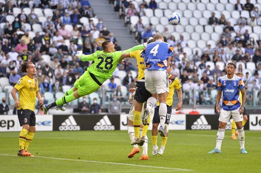 Pericolo rientrato per De Ligt: piccolo problema intestinale- immagine 2