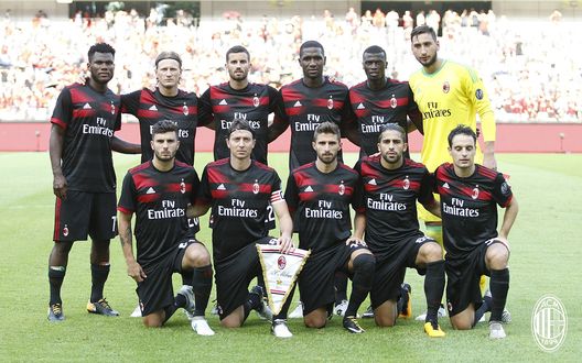 Il Milan che ha battuto 4-0 il Bayern Monaco nella ICC 2017 (credits: acmilan.com) Il Milan che ha battuto 4-0 il Bayern Monaco nella ICC 2017 (credits: acmilan.com)