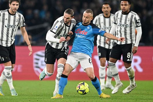 (Photo by Francesco Pecoraro/Getty Images) Sosa: Napoli batte la Juve con un sorprendente “1+1=5”! Lobotka simile a Thiago Alcantara- immagine 2