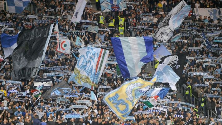Lazio-Bayern, striscione nazista in Curva Nord: riferimento al ‘Putsch’ di Hitler Lazio-Bayern, striscione nazista in Curva Nord: riferimento al ‘Putsch’ di Hitler - immagine 1