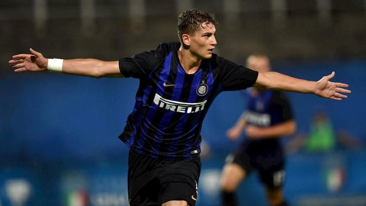 FCIN1908 &#8211; Mercato Inter, Esposito in ritiro con Conte. Il ragazzo vede solo nerazzurro 