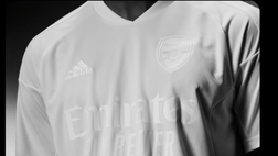 VIDEO / Arsenal, una maglia senza rosso in Fa Cup: ecco perché