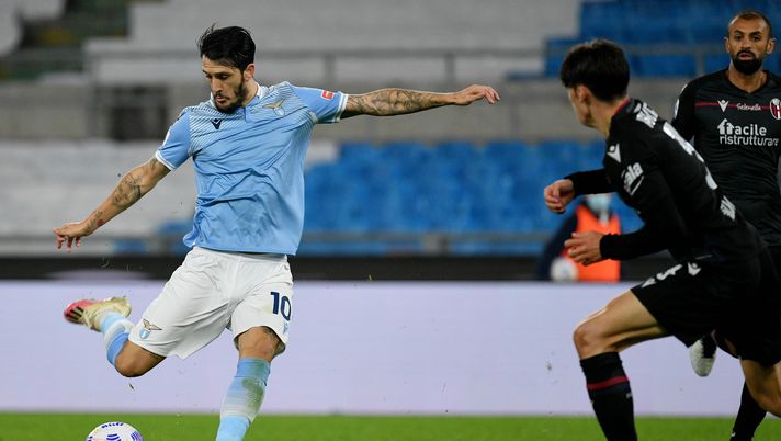 ROME, ITALY - OCTOBER 24: Luis Alberto of SS Lazio scoring a opening goal during the Serie A match between SS Lazio and Bologna FC at Stadio Olimpico on October 24, 2020 in Rome, Italy. (Photo by Marco Rosi - SS Lazio/Getty Images) ROME, ITALY - OCTOBER 24: Luis Alberto of SS Lazio scoring a opening goal during the Serie A match between SS Lazio and Bologna FC at Stadio Olimpico on October 24, 2020 in Rome, Italy. (Photo by Marco Rosi - SS Lazio/Getty Images)