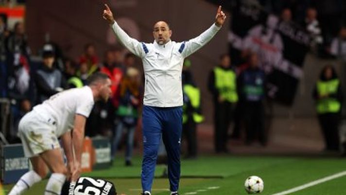 FRANKFURT AM MAIN, GERMANY - OCTOBER 26: Head coach Igor Tudor of Olympique Marseille reacts during the UEFA Champions League group D match between Eintracht Frankfurt and Olympique Marseille at Deutsche Bank Park on October 26, 2022 in Frankfurt am Main, Germany. (Photo by Alex Grimm/Getty Images) Un derby per il podio: Tudor va a sfidare il Monaco con il Niño Maravilla titolarissimo - immagine 1