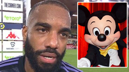 Lione, intervista di Lacazette esilarante: i tifosi lo paragonano a Topolino. Ecco perché…