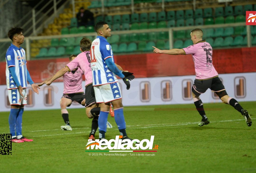 FOTO Palermo-Bari 1-0, 21ª giornata Serie B 2022-2023 (Gallery) - immagine 38