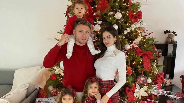 Jessica e Ciro Immobile si preparano al Natale in famiglia Buona