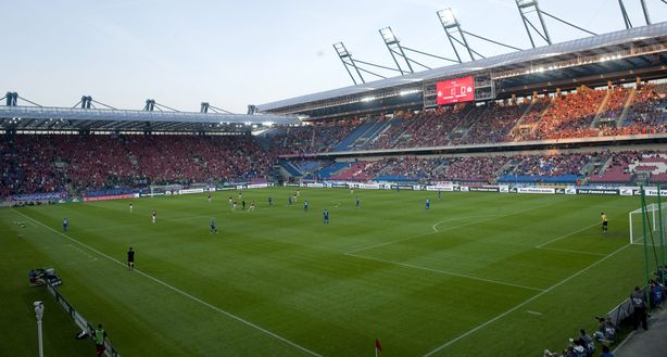(Photo by Adam Nurkiewicz/EuroFootball/Getty Images) (Photo by Adam Nurkiewicz/EuroFootball/Getty Images)