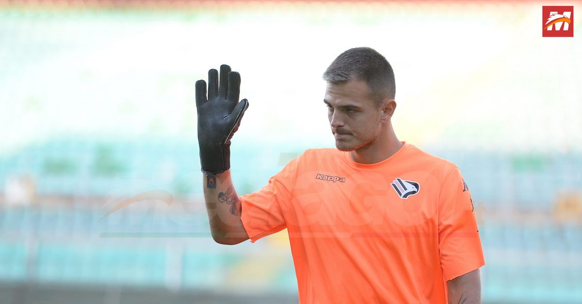 Virtus Entella Palermo 0 0: Massolo bravo su Morosini, chance per Brunori e Luperini Virtus Entella Palermo 0 0: Massolo bravo su Morosini, chance per Brunori e Luperini