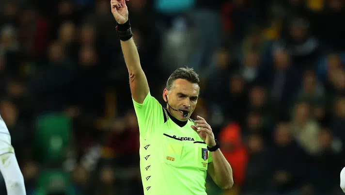 UDINE, ITALY - OCTOBER 30: Massimiliano Irrati referee during the Serie A match between Udinese Calcio and AS Roma at Stadio Friuli on October 30, 2019 in Udine, Italy.  (Photo by Gabriele Maltinti/Getty Images)
