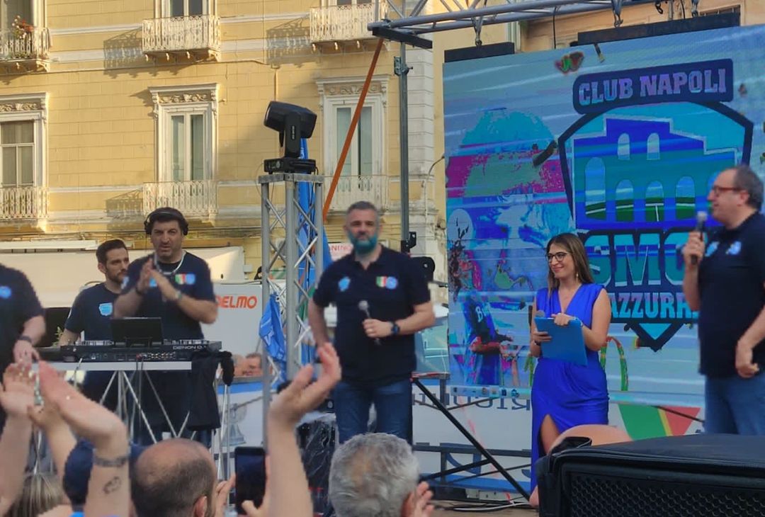 GALLERY I club UANM festeggiano lo Scudetto allo stadio Dall’Ara e dalle sedi - immagine 26