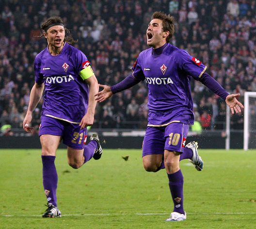 Photo by Ross Kinnaird/Getty Images Mutu: “Sogno di allenare ACF”. E poi svela: “Nel 2014 fui vicino al ritorno”- immagine 2