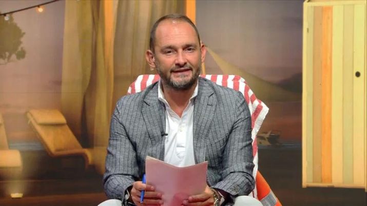 Di Marzio: “Il Napoli vuol prendere il centrocampista dall’estero: i due nomi più caldi” Di Marzio: “Il Napoli vuol prendere il centrocampista dall’estero: i due nomi più caldi” - immagine 1