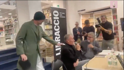 VIDEO Mihajlovic, addio a Sinisa: due settimane fa la sorpresa a Zeman