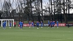 Milan-Slavia Praga, il torello dei rossoneri durante l’allenamento | PM Video