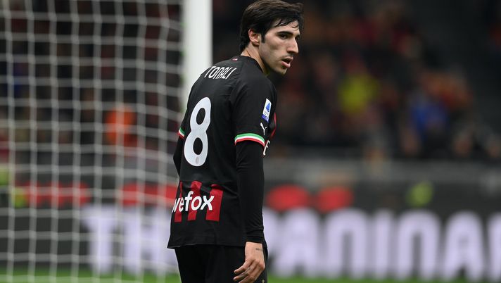Sandro Tonali AC Milan Milan-Fiorentina 2-1 Serie A 2022-2023