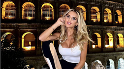 Michela Persico, scatto da urlo al Colosseo: le forme lasciano senza fiato