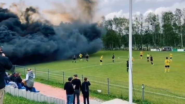 Polonia, partita sospesa per una nube nera ma… sono gli ultras GKS Czarni Starcza