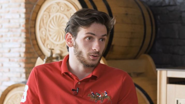 Kvaratskhelia si racconta: “Cerco sempre di adattarmi per il meglio della squadra” - immagine 1