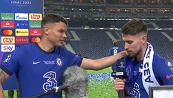 VIDEO Manchester City-Chelsea, Jorginho intervista… Thiago Silva: il siparietto è da non perdere