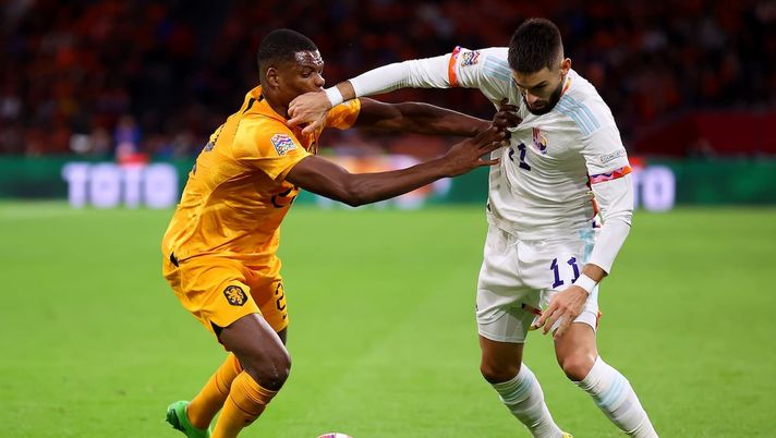 Denzel Dumfries con l'Olanda