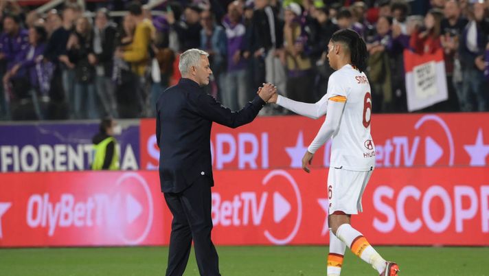 Roma, da Smalling a Kumbulla: la difesa è un rebus. E Mourinho vuole garanzie - immagine 1