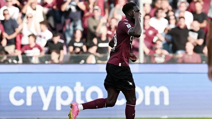 Dalle voci di mercato alla causa in corso. Dia blocca il mercato a Salerno - immagine 1