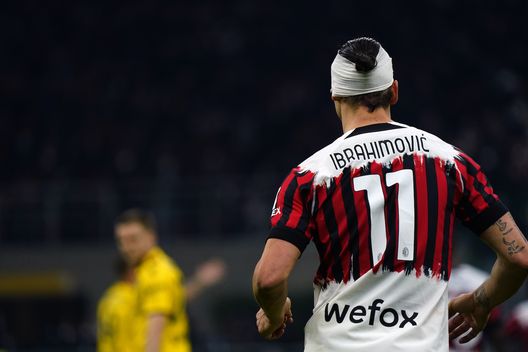 Zlatan Ibrahimovic (attaccante AC Milan) qui durante Milan-Bologna 0-0 (Serie A 2021-2022) | News (Getty Images) Zlatan Ibrahimovic AC Milan Milan-Bologna 0-0 Serie A 2021-2022