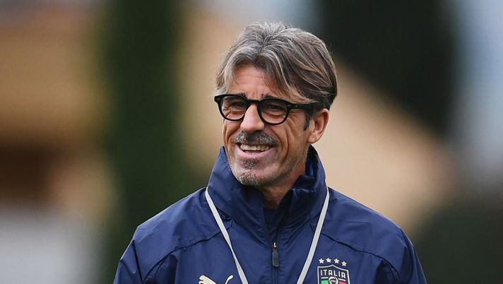 FLORENCE, ITALY - NOVEMBER 16:  Head coach Italy Alberico Evani of Italy in action during a training session at Centro Tecnico Federale di Coverciano on November 16, 2020 in Florence, Italy.  (Photo by Claudio Villa/Getty Images) 