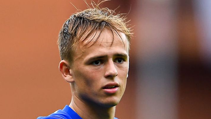 GENOA, ITALY - OCTOBER 3: Mikkel Damsgaard of Sampdoria looks on during the Serie A match between UC Sampdoria and Udinese Calcio at Stadio Luigi Ferraris on Ctober 3, 2021 in Genoa, Italy. (Photo by Getty Images) Damsgaard: “Ero malato e sono stato ricoverato, ora sono guarito”. Quando può tornare in campo - immagine 1
