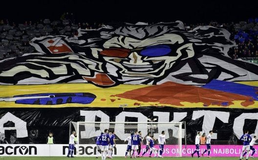 Grande coreografia per il derby croato 
