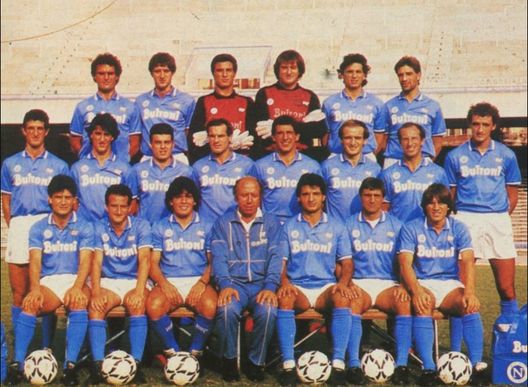 De Giovanni ricorda il primo scudetto: “Mai provato emozione simile nella mia vita” De Giovanni ricorda il primo scudetto: “Mai provato emozione simile nella mia vita”