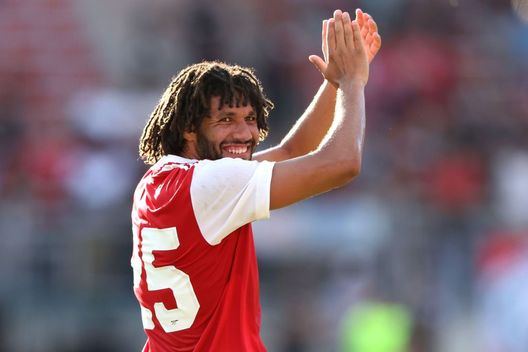 Mohamed Elneny (Photo by Alexander Hassenstein/Getty Images) Il London derby vinto esalta Zinchenko: “Elneny sei lo Zidane egiziano!”- immagine 2