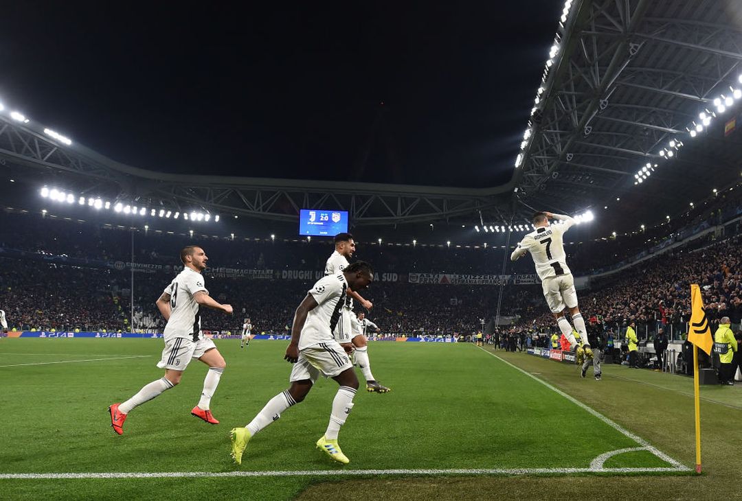  TURIN, ITALY - MARCH 12: Cristiano Ronaldo of Juventus celebrates after scoring a penalty (3-0) during the UEFA Champions League Round of 16 Second Leg match between Juventus and Club de Atletico Madrid at Allianz Stadium on March 12, 2019 in Turin, . (Photo by Tullio M. Puglia/Getty Images) 