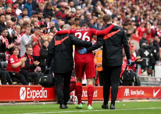 LIVERPOOL, ENGLAND - AUGUST 08: Andy Robertson of Liverpool leaves the pitch with an injury during the pre-season friendly match between Liverpool and Athletic Club at Anfield on August 08, 2021 in Liverpool, England. (Photo by Jan Kruger/Getty Images,) LIVERPOOL, ENGLAND - AUGUST 08: Andy Robertson of Liverpool leaves the pitch with an injury during the pre-season friendly match between Liverpool and Athletic Club at Anfield on August 08, 2021 in Liverpool, England. (Photo by Jan Kruger/Getty Images,)
