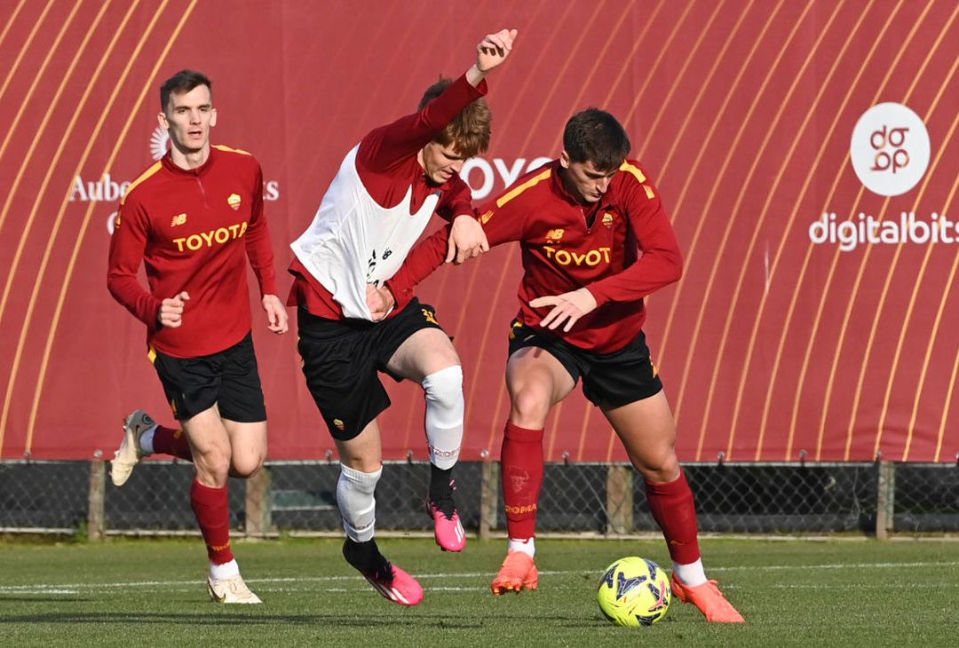 Roma, ripresa in vista dell’Empoli: ok Dybala e Wijnaldum – FOTO GALLERY - immagine 14