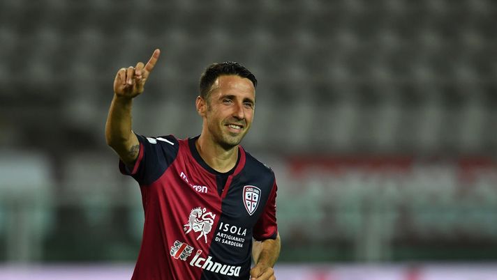 TURIN, ITALY - AUGUST 12: Andrea Cossu of Cagliari Calcio celebrates the penalty of the victory during the TIM Cup match between Cagliari Calcio and US Citta di Palermo at Stadio Olimpico on August 12, 2017 in Turin, Italy. (Photo by Valerio Pennicino/Getty Images) TURIN, ITALY - AUGUST 12: Andrea Cossu of Cagliari Calcio celebrates the penalty of the victory during the TIM Cup match between Cagliari Calcio and US Citta di Palermo at Stadio Olimpico on August 12, 2017 in Turin, Italy. (Photo by Valerio Pennicino/Getty Images)