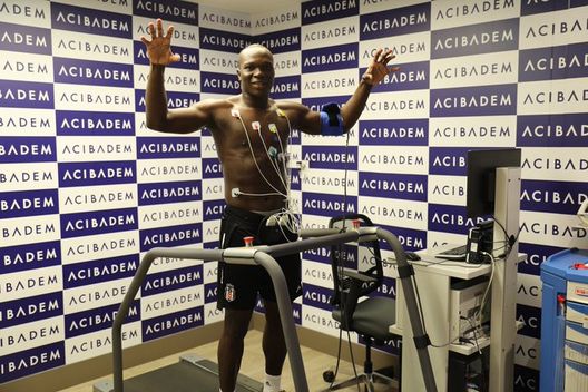 Besiktas, vuol segnare ancora nel derby: Aboubakar “richiama” il suo preparatore…- immagine 2