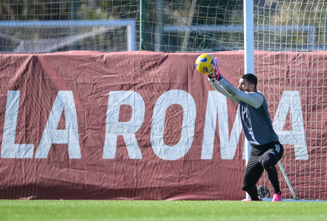 Roma, l’allenamento alla viglia del Milan. Non c’è Dybala – FOTOGALLERY - immagine 8