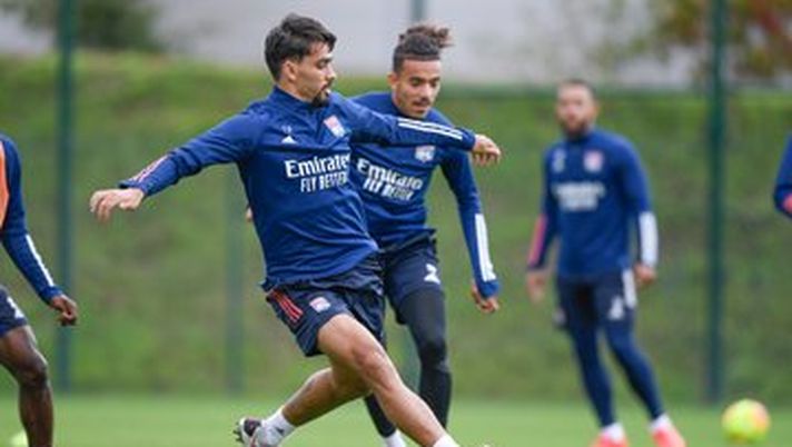 Primi allenamenti di Paquetà con il Lione Primi allenamenti di Paquetà con il Lione