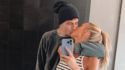 Alice super innamorata del suo Alvaro. Lady Morata, bacio appassionato sui social